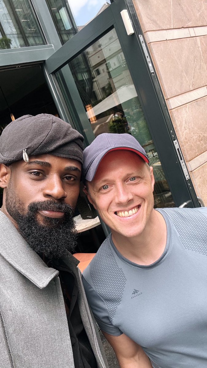 Tunde_OD's tweet image. Five years ago, the CEO of one of the most impactful chess companies in the world sent me a message. I was over the moon.

Today that journey comes full circle as he  @blackatlantic officially joins us at Chess in slums Africa as global head of fundraising and partnerships.