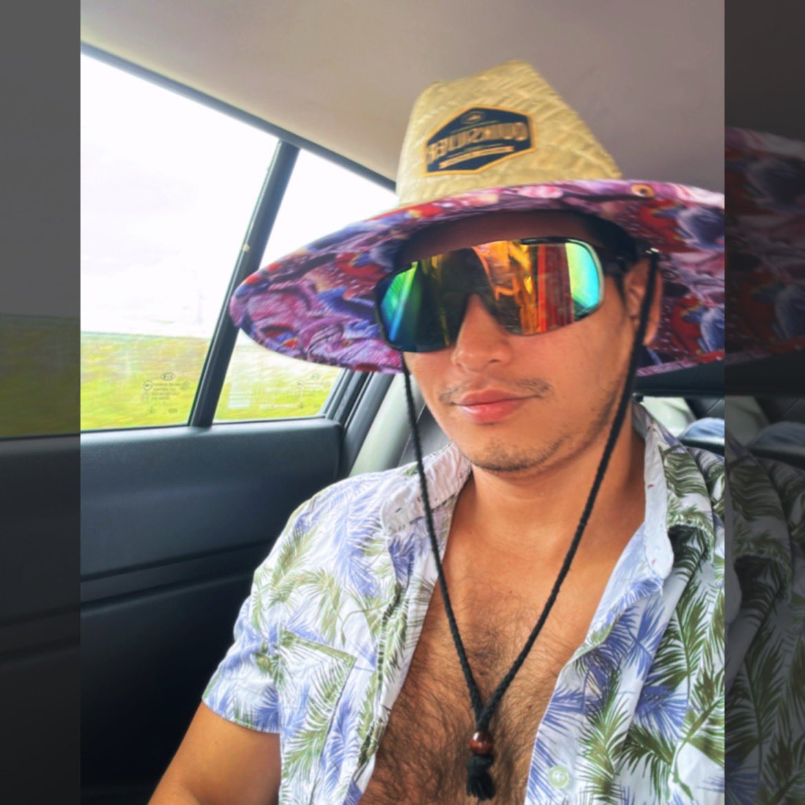 KevinandresVH's tweet photo. En la playa, la vida es más sabrosa… 
🏝️ ☀️ 🌊 https://t.co/VSuTXKTkTS