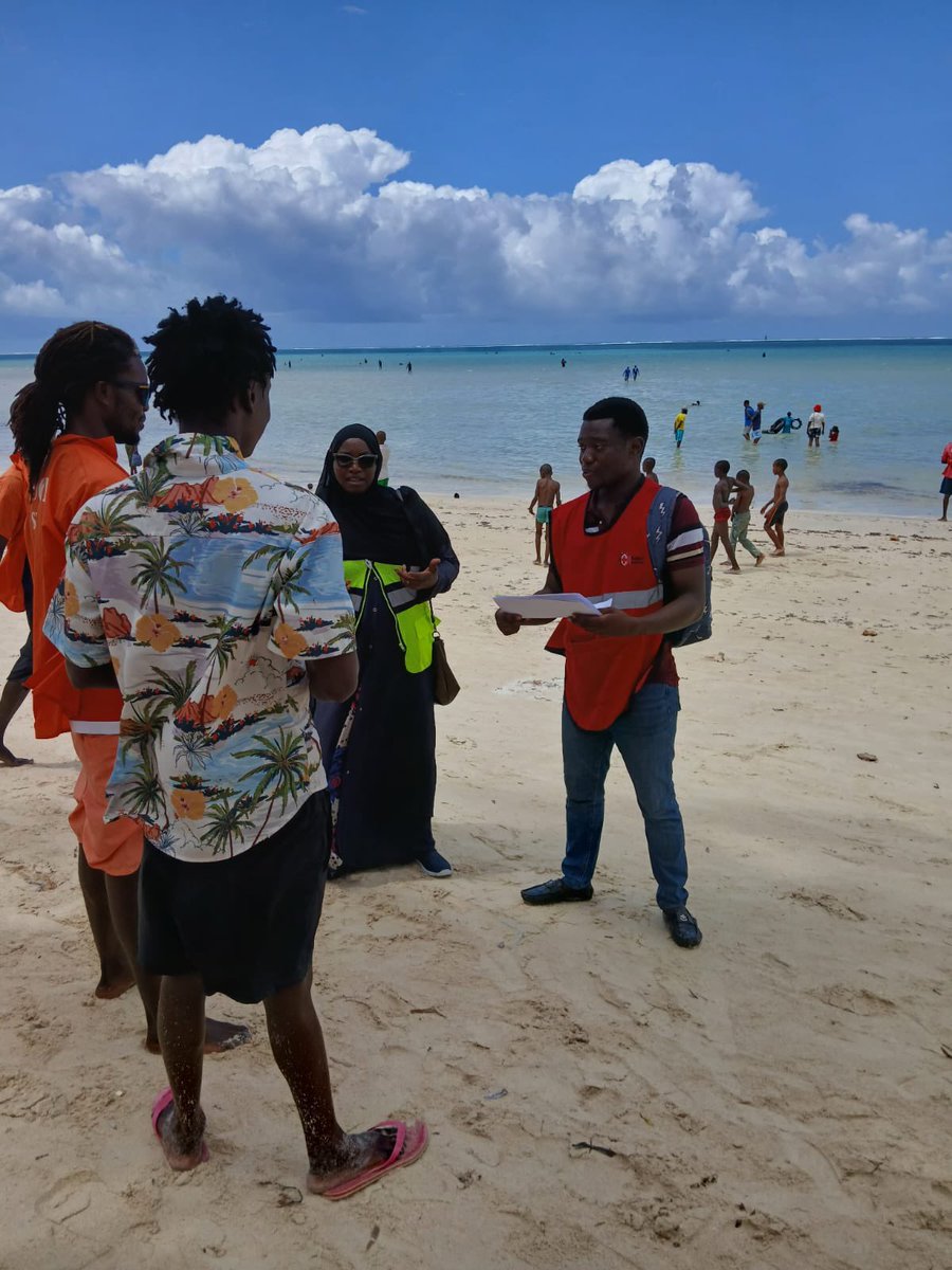 krcs_mombasa's tweet photo. Mpox Sensitization Drive
Our dedicated volunteers have been on the ground, raising awareness, promoting early detection, and working to break the stigma around Mpox.
#MpoxAwareness #HealthEducation #CommunityHealth #StopTheSpread #KRCS #PublicHealth #MpoxPrevention https://t.co/OKxnFeM3SF