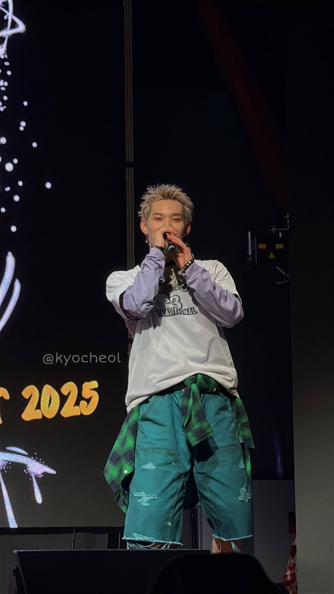 kyocheol's tweet photo. cutie pie 🥧

#PCF_ForEVERConnect 
#PCFinHouston 
#PSYCHICFEVER https://t.co/THBsi9N7lK