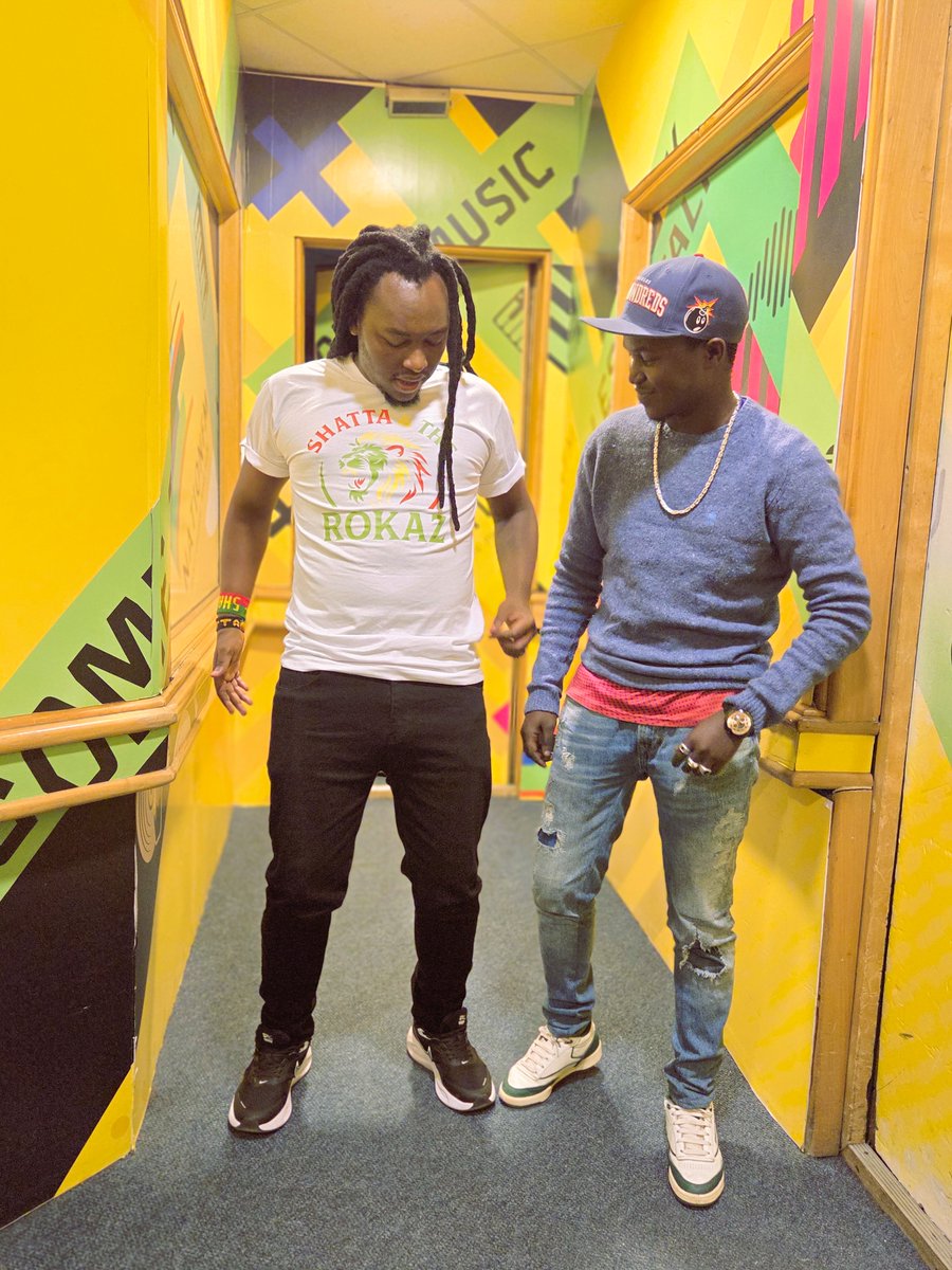 Siku ni kumi na nne supuuu...and the rockers of the night wako set.
Wewe uko set?
#RockersNation <a href="/shatttabway/">Shatta Bway</a>  <a href="/SelectorMungake/">selector Munga</a>