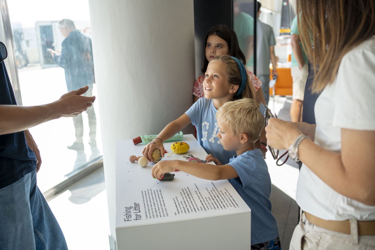 Grande successo per l’Open Day alla base di Cagliari
--
Cagliari base hosts a successful Open Day
🔗 shorturl.at/Rol4J
#LunaRossa #AmericasCup