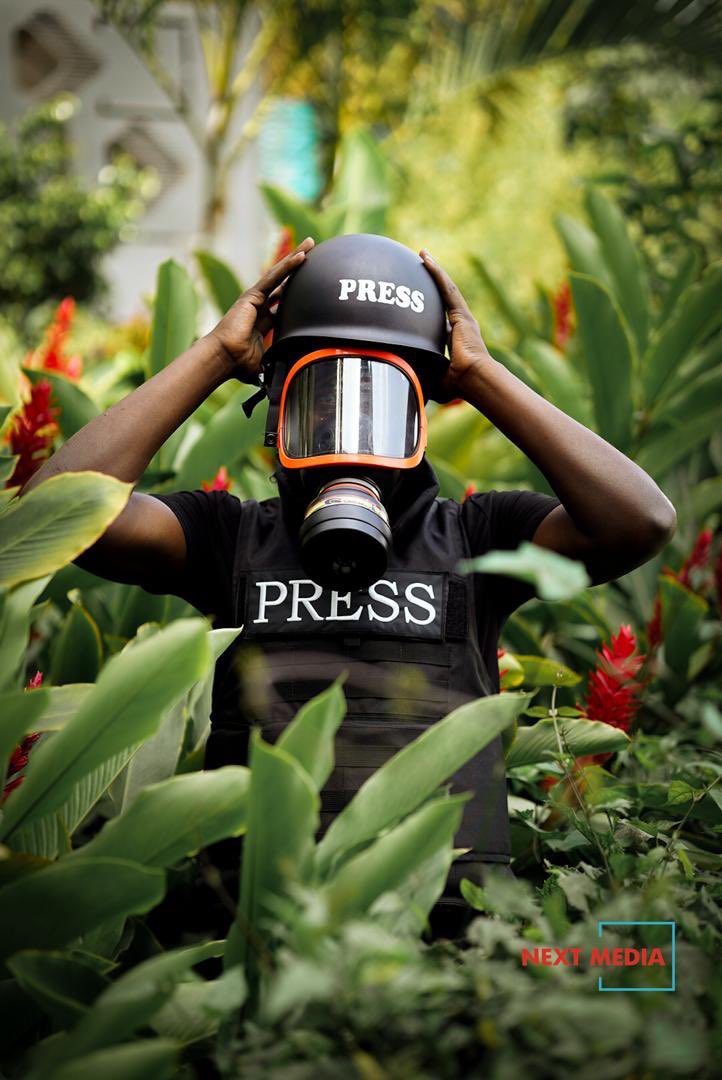 Simon Kaggwa Njala (@simonkaggwanjal) on Twitter photo Journalists are protecting themselves to the teeth. This should send ominous signals to the country as we head to elections. Our democracy is an ass! We can’t have blood letting in every Democratic process and never stop a bit to rethink our direction. When <a href="/MathiasMpuuga/">Mathias Mpuuga</a> and Journalists are protecting themselves to the teeth. This should send ominous signals to the country as we head to elections. Our democracy is an ass! We can’t have blood letting in every Democratic process and never stop a bit to rethink our direction. When <a href="/MathiasMpuuga/">Mathias Mpuuga</a> and