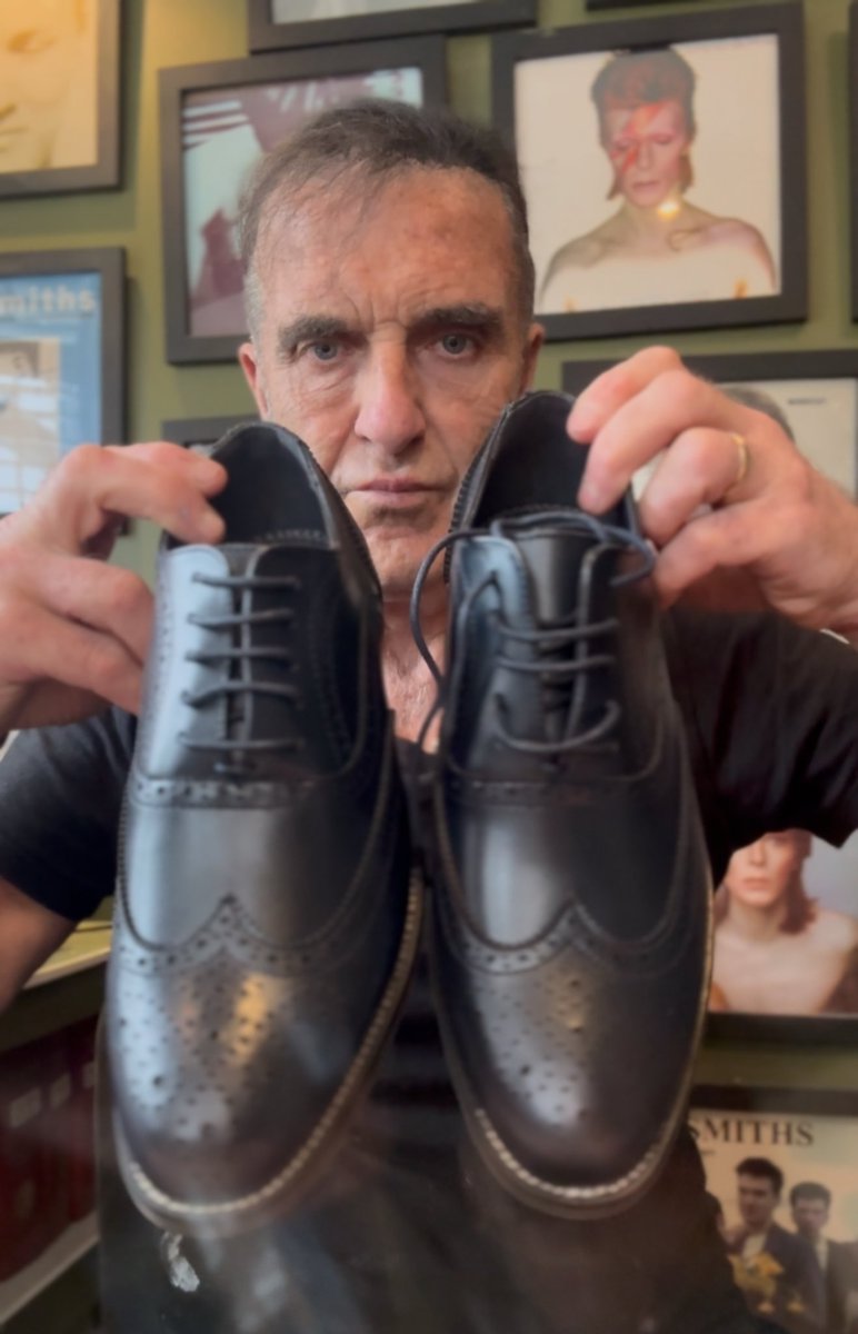 Last week I was in Bury + bought a pair of shoes, only now I have taken them out of the box to discover both are left footed I was accused of only having 1 foot when I played football  but this is taken it to the extreme.anyone walking about with 2 rite footed shoes get in touch.