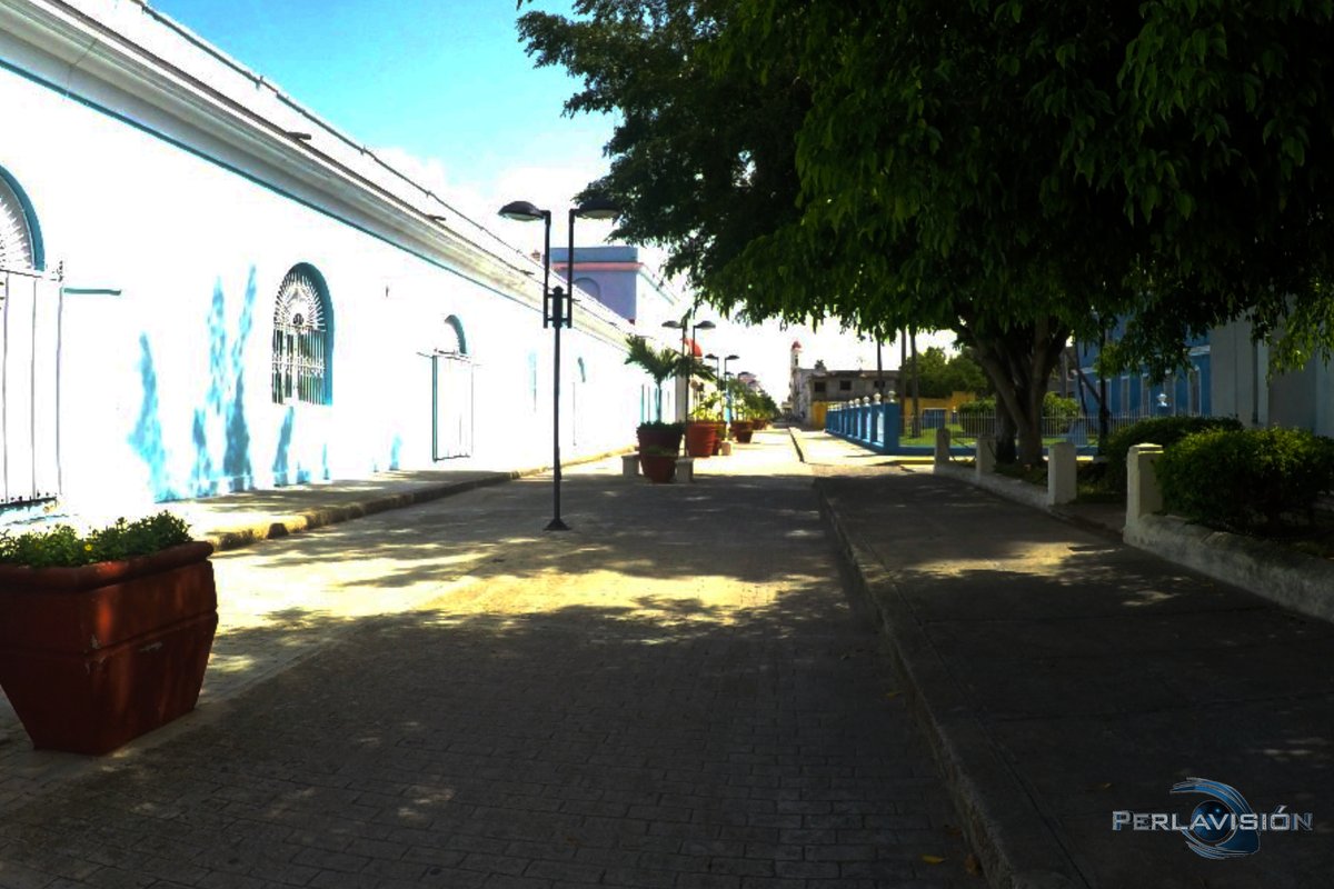 Boris LG Cuartero (@bcuartero) on Twitter photo Feliz fin de semana te deseamos desde #Cienfuegos la Linda Ciudad del Mar.
<a href="/SolMayelin/">Mayelín del Sol</a> <a href="/YolexiRdguez/">Yolexis Rodriguez</a> <a href="/YaquedeCuba/">Yaquelin</a> <a href="/agnes_becerra/">Agnes Becerra</a> <a href="/EVilluendasC/">Enrique Villuendas</a> <a href="/alfonso_noya/">Alfonso Noya Martínez🇨🇺</a> <a href="/CubanaLidice/">Lídice Cienfuegos Cuba🇨🇺🇨🇺</a> <a href="/Armandocv781123/">Armando Carranza Valladares</a> <a href="/yulls_yusimi/">Yusimi Yulls Quintana</a> <a href="/FernandezMaryde/">Maryde Fernández López</a> <a href="/PerlavisionTV/">Perlavisión TV</a> Feliz fin de semana te deseamos desde #Cienfuegos la Linda Ciudad del Mar.
<a href="/SolMayelin/">Mayelín del Sol</a> <a href="/YolexiRdguez/">Yolexis Rodriguez</a> <a href="/YaquedeCuba/">Yaquelin</a> <a href="/agnes_becerra/">Agnes Becerra</a> <a href="/EVilluendasC/">Enrique Villuendas</a> <a href="/alfonso_noya/">Alfonso Noya Martínez🇨🇺</a> <a href="/CubanaLidice/">Lídice Cienfuegos Cuba🇨🇺🇨🇺</a> <a href="/Armandocv781123/">Armando Carranza Valladares</a> <a href="/yulls_yusimi/">Yusimi Yulls Quintana</a> <a href="/FernandezMaryde/">Maryde Fernández López</a> <a href="/PerlavisionTV/">Perlavisión TV</a>