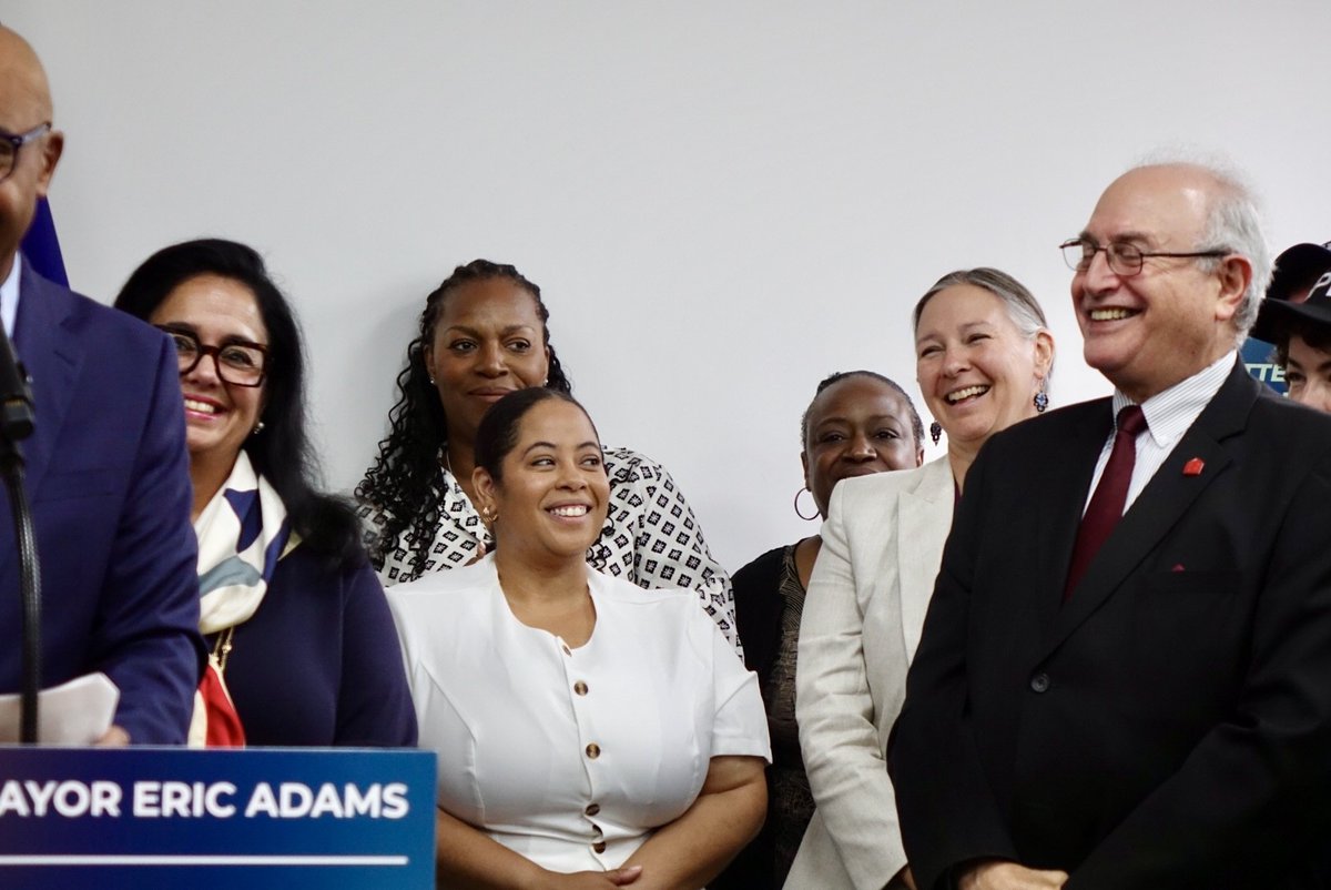 NYC Housing tweet media