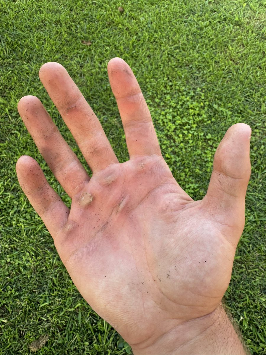 JerryOrPizza's tweet photo. No one claps when you’re in the dark.
But that’s where it starts.
#YED #Discipline #KeepPushing https://t.co/ULjQlxkQpv