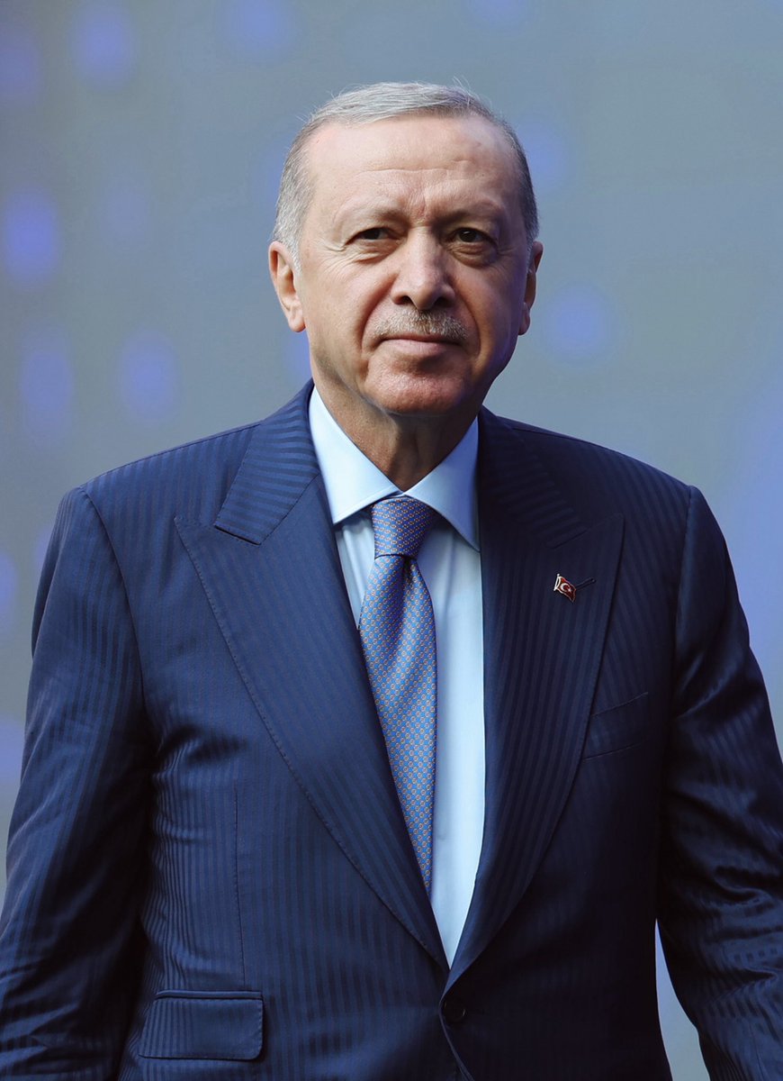Genel Başkanımız ve Cumhurbaşkanımız Sn. <a href="/RTErdogan/">Recep Tayyip Erdoğan</a>:

“Allah'ın izniyle gençlere terörün olmadığı, her metrekaresinde huzurun, güvenliğin, refahın, kardeşliğin egemen olduğu bir Türkiye'yi teslim edeceğiz.”