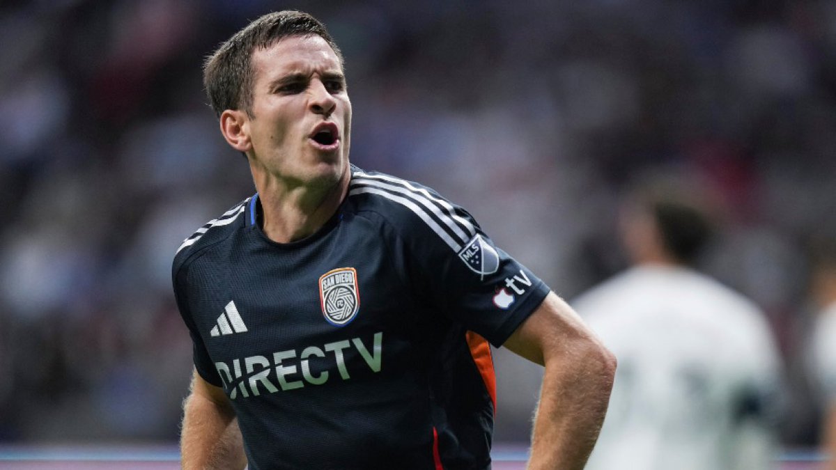 Tom Bogert tweet media