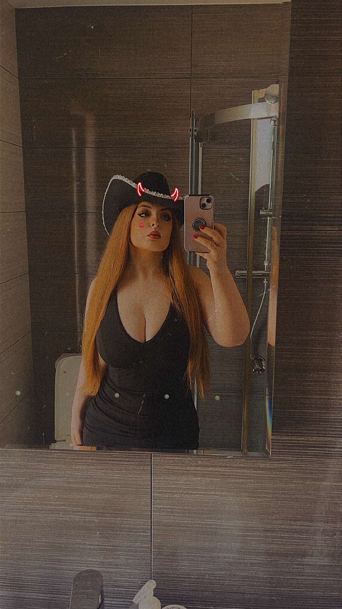 5”2 (and a half) 🥺