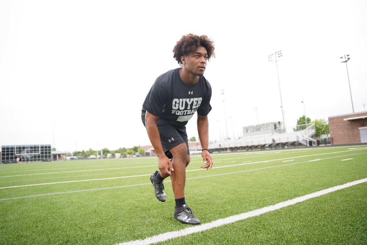 28 days until game day🏈🏈 #somethingtoprove #noflyzone #shutdown <a href="/DentonGuyer_FB/">Denton Guyer Football</a> <a href="/kylekeese/">Kyle Keese</a> <a href="/creolehammer17/">Ⓗⓐⓜⓜⓔⓡ🎙</a> <a href="/ReedHeim/">Coach Heim</a> <a href="/CoachJuice17/">Coach Juice</a> <a href="/jernarogilford/">Coach JG</a> <a href="/coachfrazierMSU/">Coach Blake Frazier</a> <a href="/CoachBanks13/">Freddie Banks</a> <a href="/CoachJuice6/">Juice Brown</a> <a href="/mike_gallegos16/">Mike Gallegos</a> <a href="/mRcoAchMoss86/">Coach Moss</a> <a href="/FlightSkillz/">Coach Flight</a> <a href="/CoachFoster23/">Aaron Foster 👎🏾👎🏾</a> <a href="/CoachZFitch/">Zarnell Fitch</a>