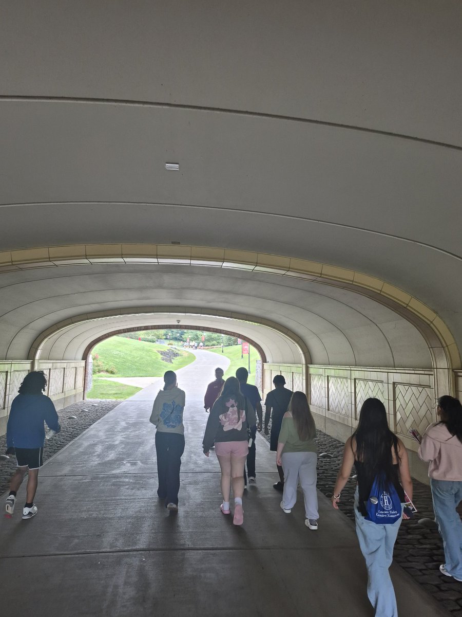 Gary Campanelli (@gcamp0188) on Twitter photo <a href="/Marist/">Marist University</a> was our first stop on our final day. It was a picture perfect day on the Hudson River. Students were certainly intrigued by all that Marist has to offer! <a href="/Marist/">Marist University</a> was our first stop on our final day. It was a picture perfect day on the Hudson River. Students were certainly intrigued by all that Marist has to offer!