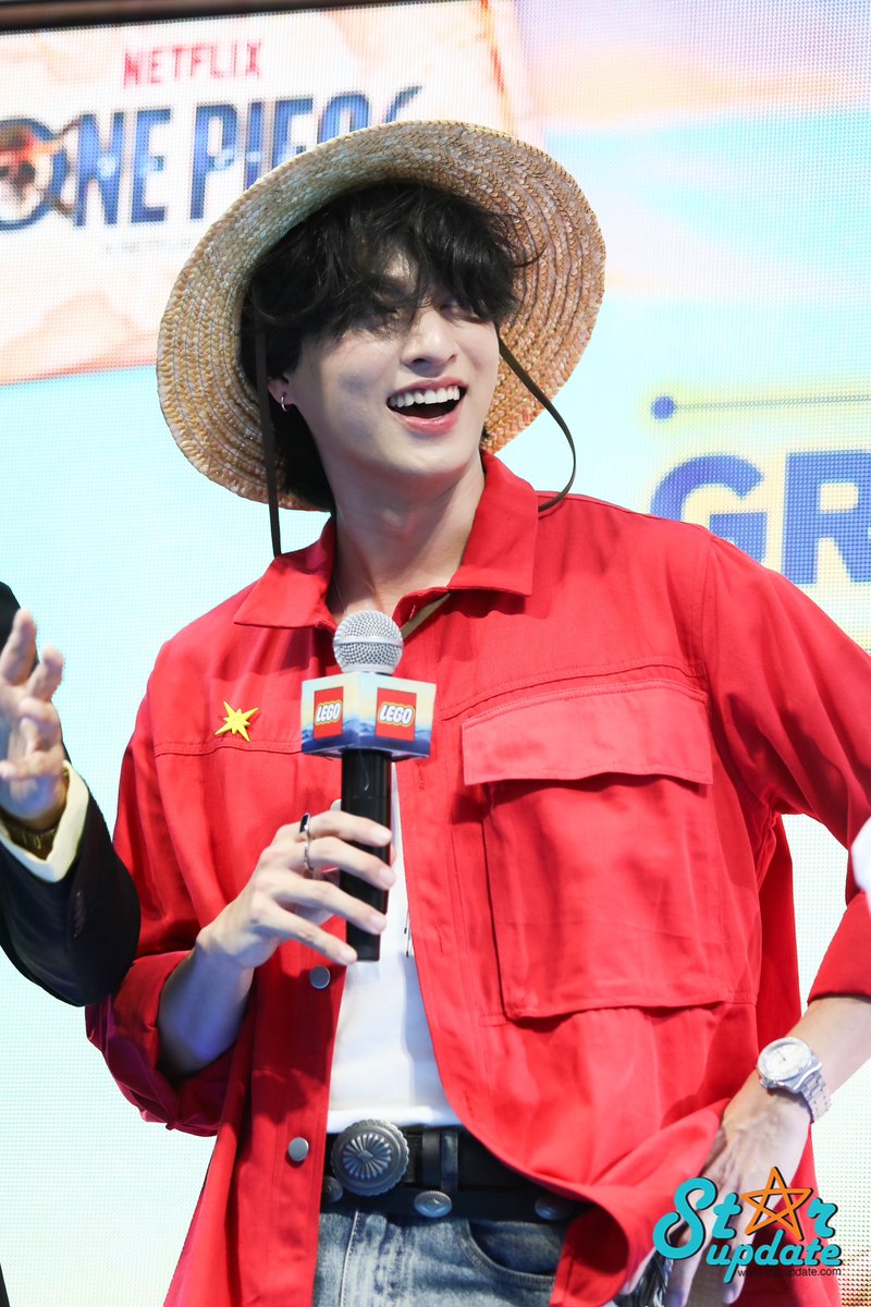 แฟน LEGO และ ONE PIECE “กลัฟ-คณาวุฒิ” กับคาแรคเตอร์ 'ลูฟี่' จากชาวแกงค์กลุ่มโจรสลัดหมวกฟาง!
#LEGOOnePiecexGulf
#GulfKanawut #กลัฟคณาวุฒิ
#LEGOOnePiece
#LEGOTH