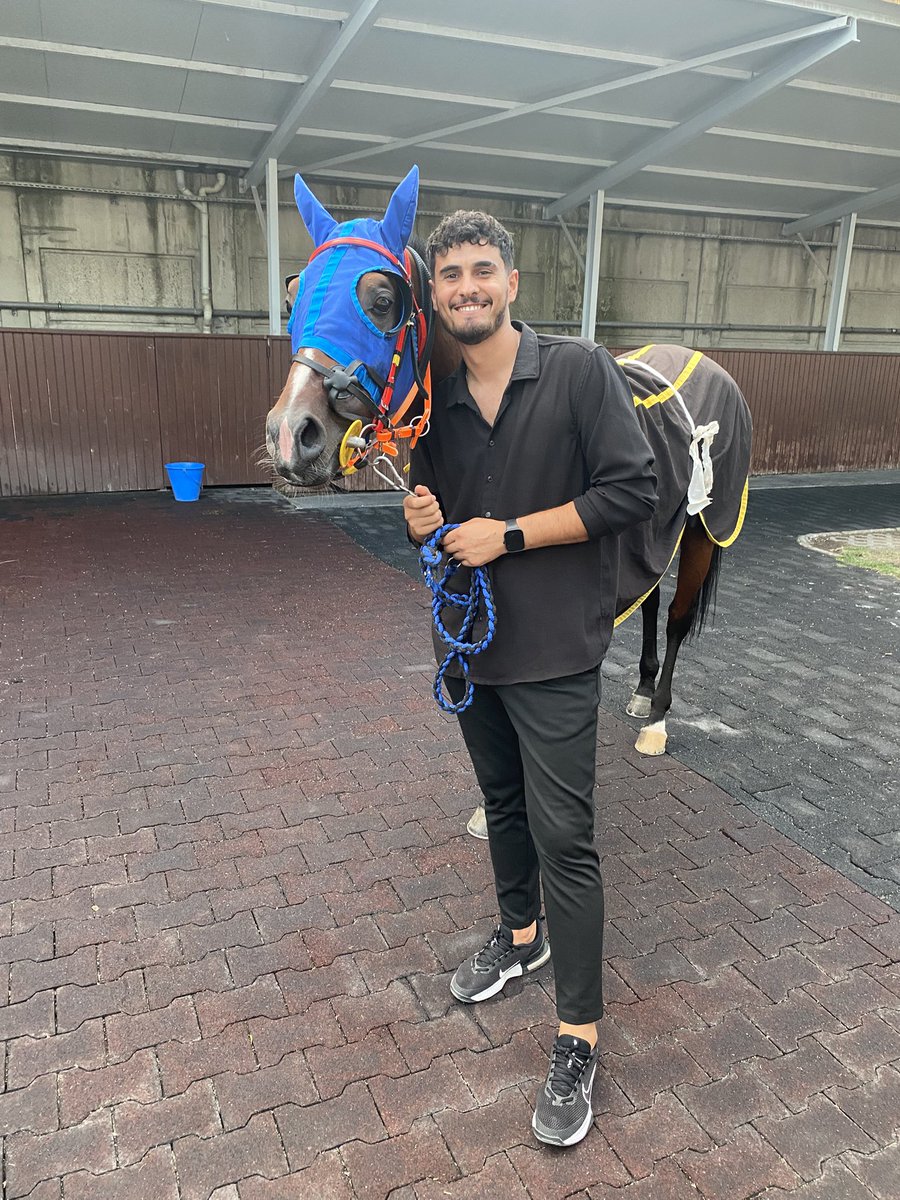 Oğlumuz Dinamit, Merhum NEDİM ÖKMEN adına düzenlenen KV Handikap 24 koşudan 2.lik ile ayrılmıştır yüreğine sağlık evlat kazanan ekibi tebrik ederiz.