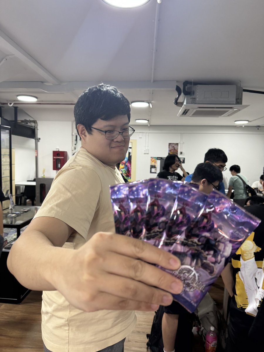 FLGS_SG's tweet photo. big winner @MoriaNumber1Fan https://t.co/r87Ypslo8D