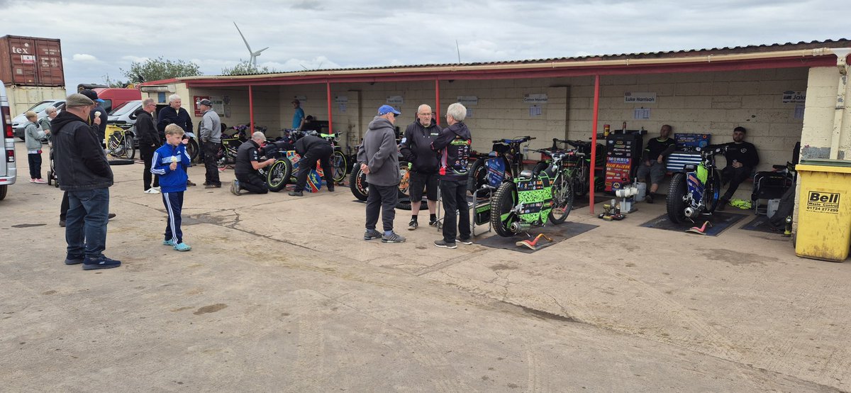 THERE'S STILL TIME!!!

Can't make it to see the Scorpions take on Workington? Tune in to ScorpionsTV from 7.10pm for live coverage of the high-speed action.

For just £12.99, head over to tv.scunthorpe-speedway.com to purchase your pass.

📸 Photo within graphic - Ian Rispin