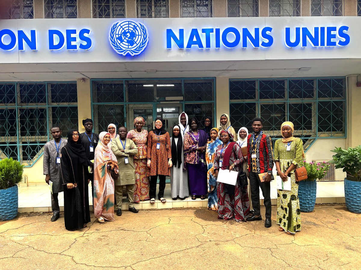 ECA_SROWA's tweet image. «Il n'y a pas d'ascenseur pour la réussite», @NgoneDiop9 a partagé son parcours et ses conseils avec des jeunes Nigériens engagés, lors d’une session de mentorat placée sous le thème du leadership organisée par le @ProgramVNUNiger . Un moment fort de transmission et d’inspiration