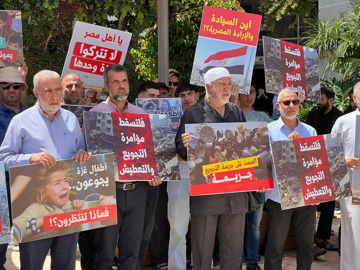 الرواية لا بد لها أن تكتمل وتضع نهايتها بعد أن تسقط آخر معاقل المبهم منها وتتهاوى أساطير الزيف وبطولات الوهم وعصاميات الكذب والدجل ليرسم بسهام حادة لا تخطئ خاتمة بائسة لسيرة غامضة أعتقد أصحابها أنهم برعوا في نظمها وتزييفها وبهرجتها كما برعوا في  التكسب من قذارتهم وفسادهم .
