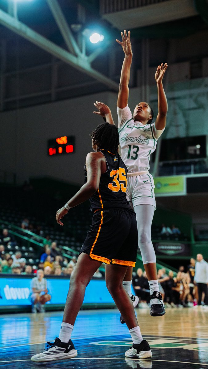 Marshall Women's Basketball tweet media