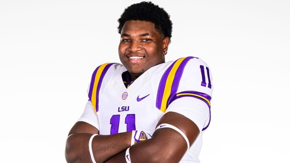 Mike Scarborough (@scarboroughmike) on Twitter photo BREAKING: Darryus McKinley commits to LSU
Add another top Louisiana defensive lineman to the LSU roster as Darryus McKinley <a href="/MckinleyDarryus/">Darryus McKinley</a> of Lafayette (La.) Acadiana has announced that he's a Tiger.
THE STORY! ➡️ tigerbait.com/s/7393/breakin… BREAKING: Darryus McKinley commits to LSU
Add another top Louisiana defensive lineman to the LSU roster as Darryus McKinley <a href="/MckinleyDarryus/">Darryus McKinley</a> of Lafayette (La.) Acadiana has announced that he's a Tiger.
THE STORY! ➡️ tigerbait.com/s/7393/breakin…
