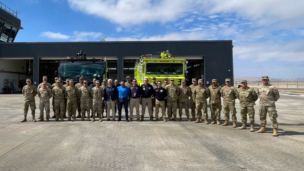 Ejercito_Chile's tweet image. Alumnos del Curso de Meteorología impartido por la Dirección General de Aeronáutica Civil (@DGACChile), en la Brigada Motorizada N.º 4 "Rancagua", realizaron una visita profesional a las instalaciones de la #DGAC ubicadas en el aeropuerto “Chacalluta”.
Durante la jornada, los