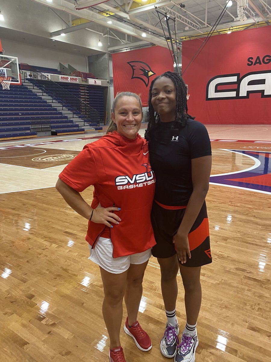Watched a well ran camp today at <a href="/svsuwbb/">SVSU Women's Basketball</a>! Thank you to <a href="/CoachPruettSVSU/">Jenny Pruett</a> and the team. <a href="/Jbtheballer22/">Jaebri’an Autry</a>