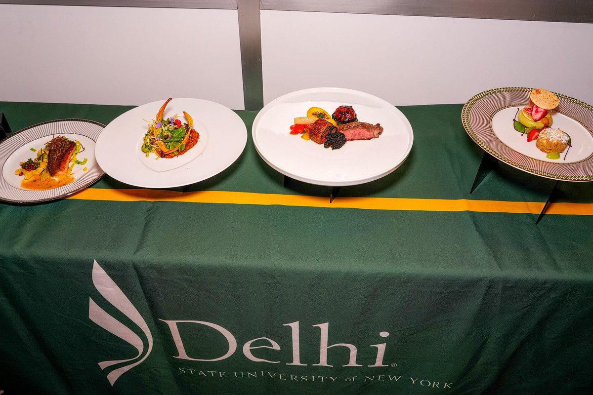 SUNY Delhi's hot food team was just crowned #NationalChampion at the #AmericanCulinaryFederation 2025 Student Team of the Year competition in Las Vegas! Full story: delhi.edu/about/college-…