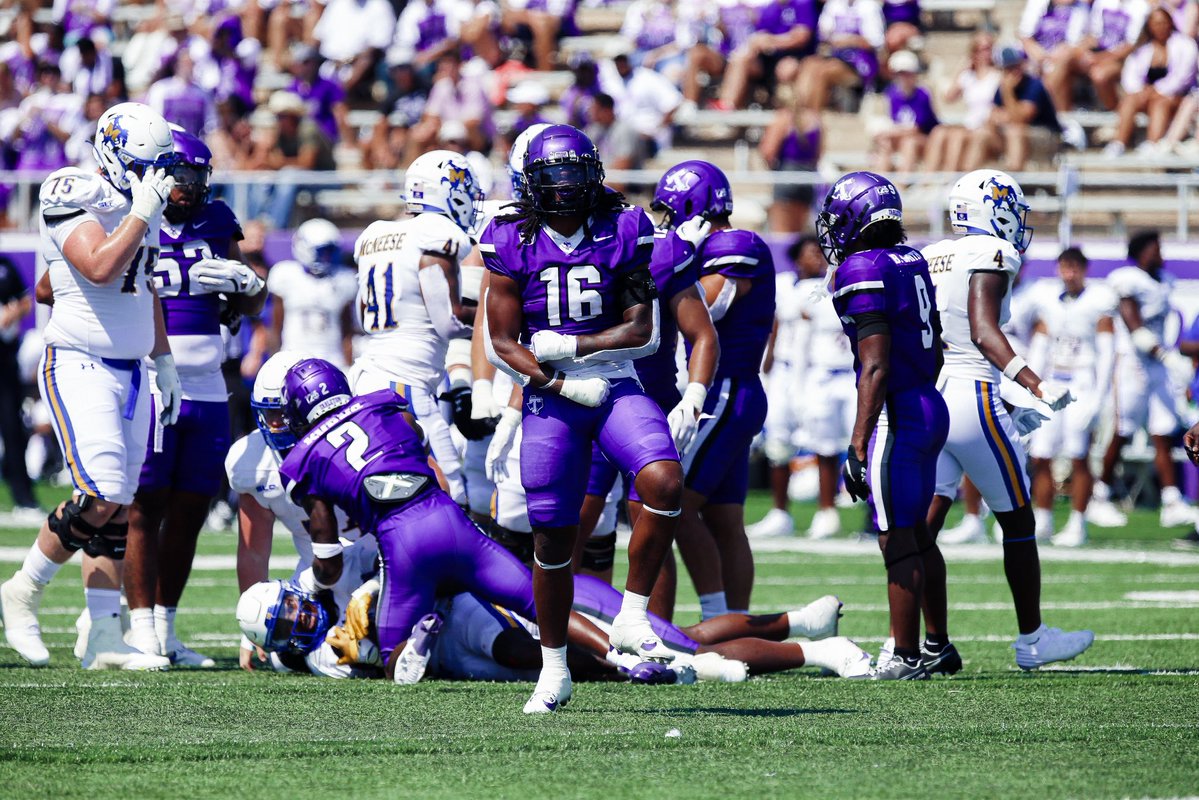 We play football this month y’all 😈
