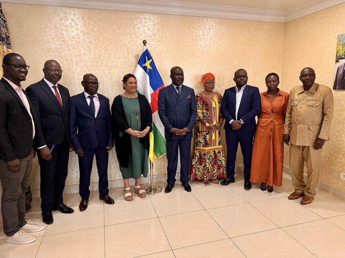 <a href="/WorldVisionCAR/">World Vision Central African Republic</a> supports the Government for a better future! 🇨🇫📚
#WorldVisionCAR #EducationForAll #GovernmentPartnership