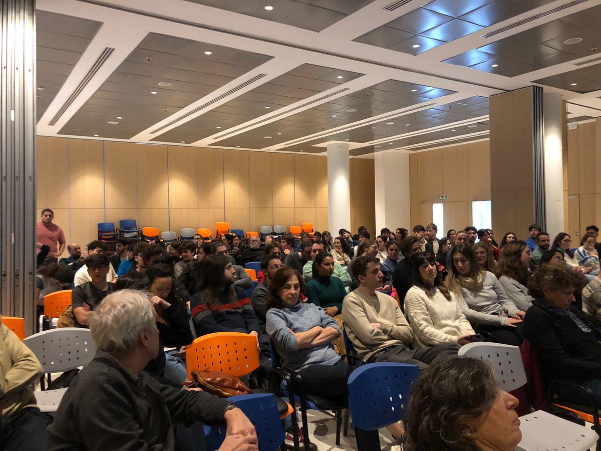 GamarnikLab's tweet photo. Arranca el encuentro del día internacional del ARN en el IFIBYNE - UBA-CONICET!
Aprendiendo del capo argentino en microRNAs de plantas Javier Palatnik
Un placer escuchar ciencia de altísimo nivel de colegas que resisten el desmantelamiento q lleva adelante el gobierno de Milei https://t.co/Ulqrkw2Nu7