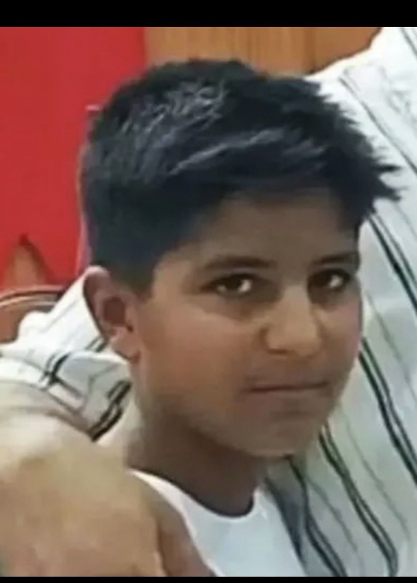 12 yaşında bir çocuk bıçaklanarak öldürülüyor bu nasıl bir vahşet.
#EyüpCanGüner