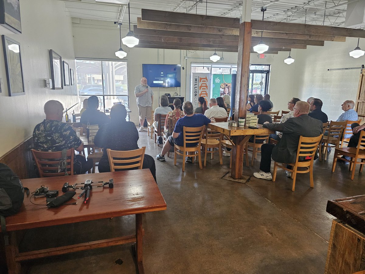 1MillionCupsSGF's tweet photo. This Wednesday, August 6th, In Moving Memory presented by Michael Scharpf.
Coffee at 8:30 am
Presentation at 9 am
We are located at Bambinos on East Battlefield.
Remember, it's free! https://t.co/r27IGM6vm6
