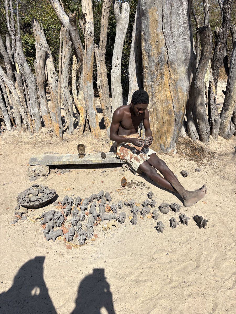 ArHazrin's tweet photo. Traditional Village of Kavango Namibia https://t.co/0GkpX8w0wB