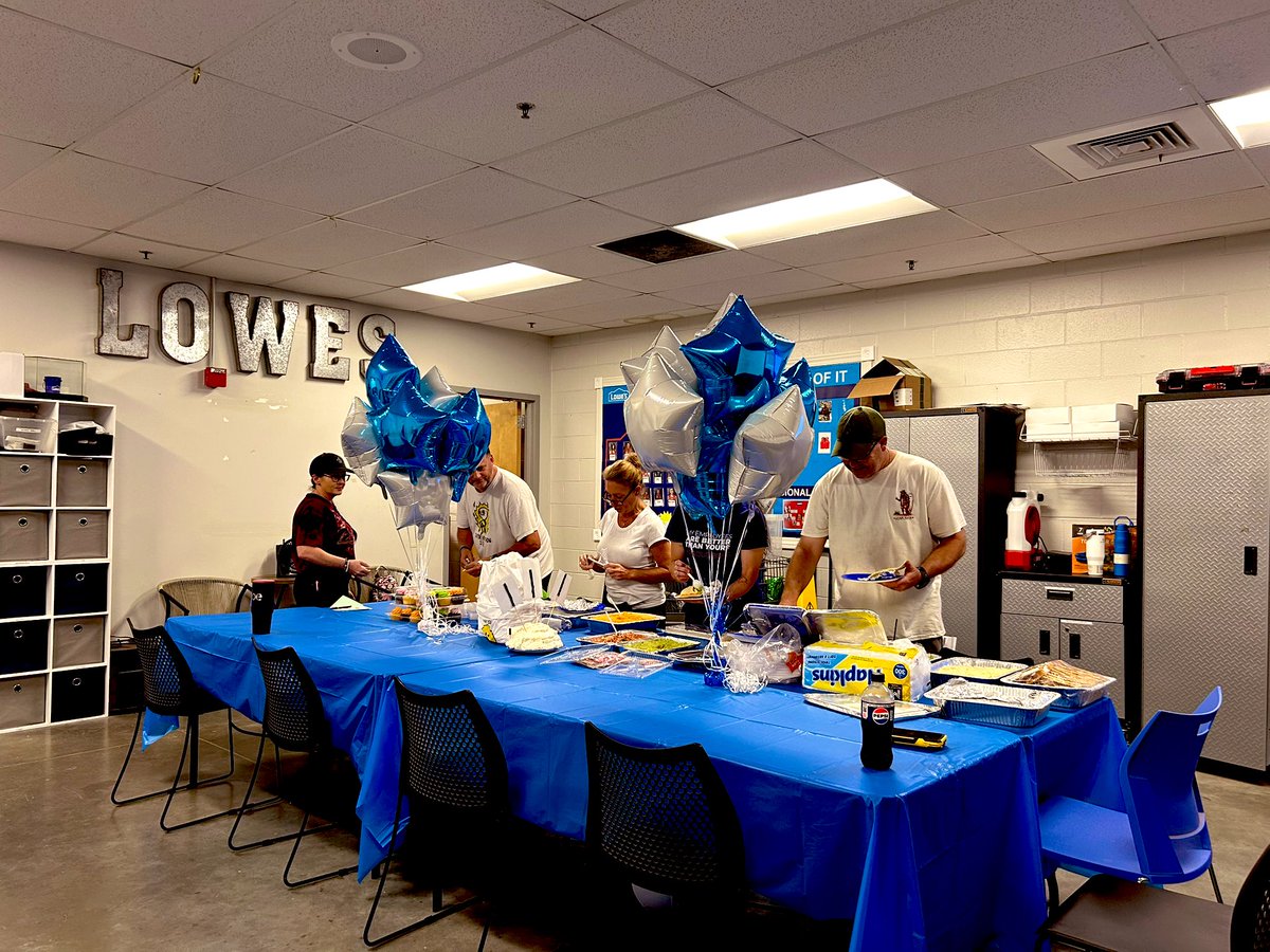 We appreciate our MST TEAM to the moon🌜and back🌏!! #1713 #CHAMPIONS 🏆#MSTAPPRECIATION2025🏷️✏️🖊️💻⌚️ <a href="/anthonybutts3/">anthony butts</a> <a href="/eric_marler/">Eric Marler</a>  <a href="/GusGus1016/">Jefferson Fowler</a> <a href="/DamonBarrett18/">Damon Barrett</a>