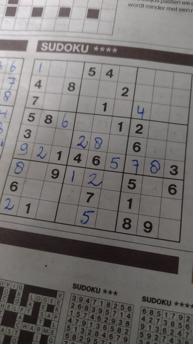ThessaNaomi's tweet image. Help!!! Iemand? 😬 #sudoku