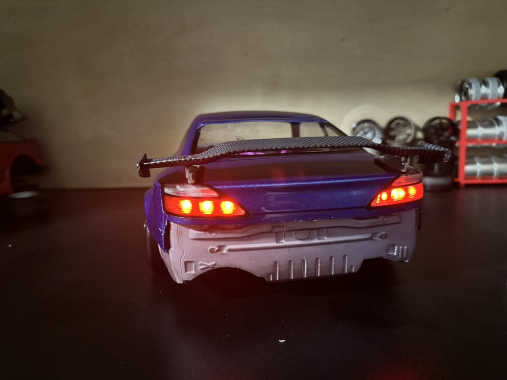 This thing is really turning out so good. Almost done with it, got all the magnets mounted, now  it’s just little stuff to finish up