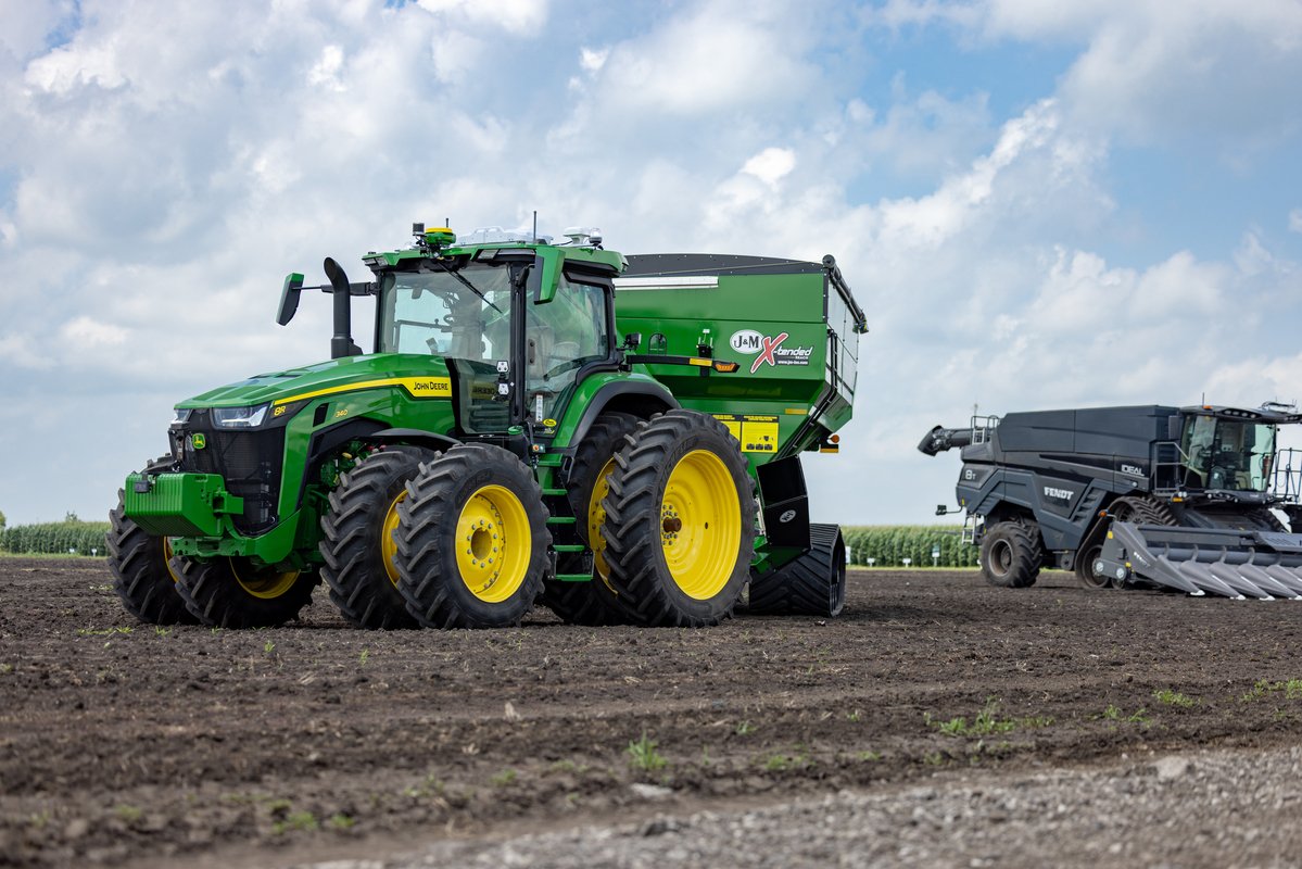 Catch Autonomy in Action + Agronomy Insights!

One more chance to join us at the PTI Farm in Pontiac, IL, on Aug. 6. See live demos of PTx Trimble’s OutRun™ autonomous grain cart + agronomic trials you can use on your farm.

Register ‣ precisionplanting.com/pti-field-days
