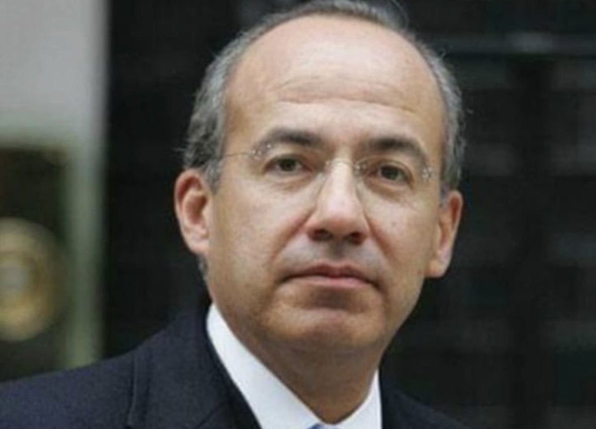 ryo_hermoso's tweet image. Esto es muy sencillo queridos amigos. 🥳

Quién ha sido mejor presidente?🙋‍♀️

Felipe Calderón - Like ♥️ 

Amlo - Rt 🔁