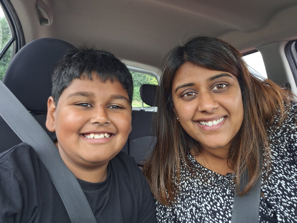 A fabulous day <a href="/TwinlakesPark/">Twinlakes Park 🎢</a>! Lots of fun on so many rides. We also visited the animals at the farm and met the dinosaurs at the park.