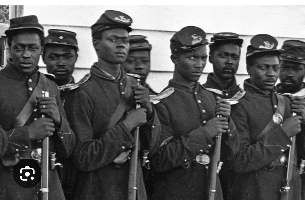 Lee2957409374's tweet photo. @TAANSTAFL_Texan @ados_strong @JesseKellyDC No white person died to free any Black person. They died to preserve Northern economic domination. They were afraid if slavery expanded the South would rule.
Lincoln even said if he could win the war without freeing the slaves he wouldn't do it.
#USFreedmen🇺🇸
You're welcome😊 https://t.co/CWrIJ6JJZP