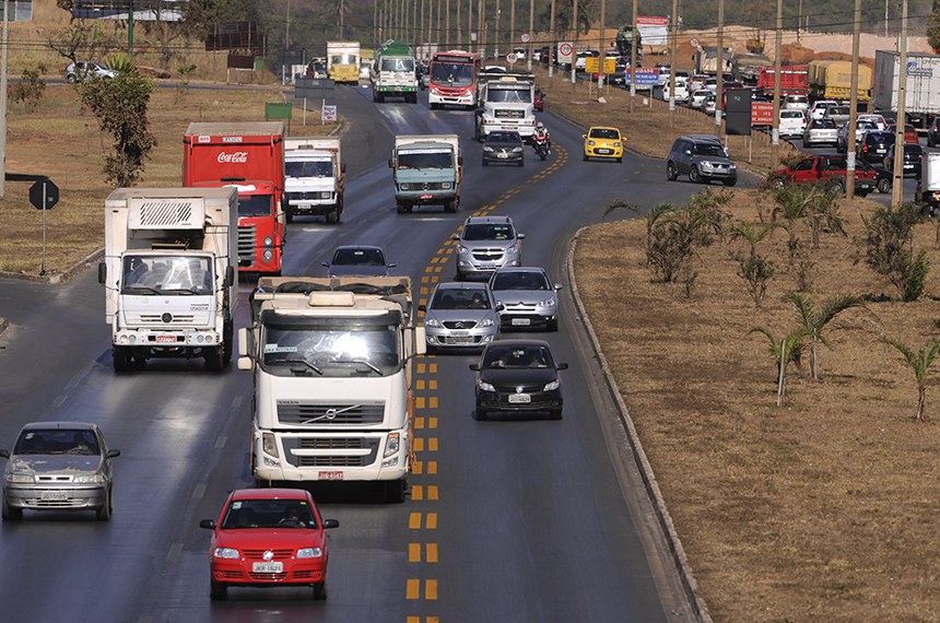 Comissão analisa projeto que destina mais dinheiro do transporte para Sest e Senat www12.senado.leg.br/noticias/mater…
