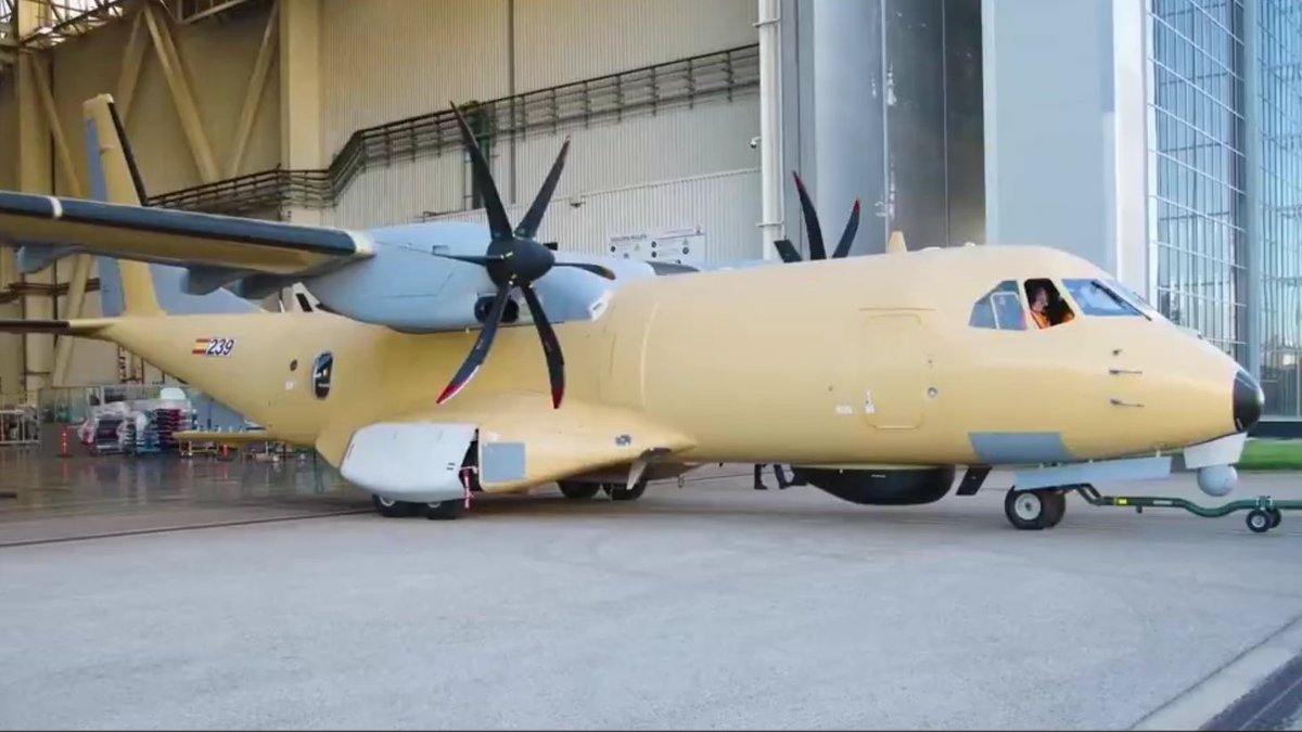 Airbus Rolls Out first C295 Maritime Surveillance Aircraft (MSA) for Spain from the Final Assembly Line in Seville.

Aircraft now enters the development and certification testing phase towards its first flight, scheduled before the end of the year.

This is the first C295 MSA out