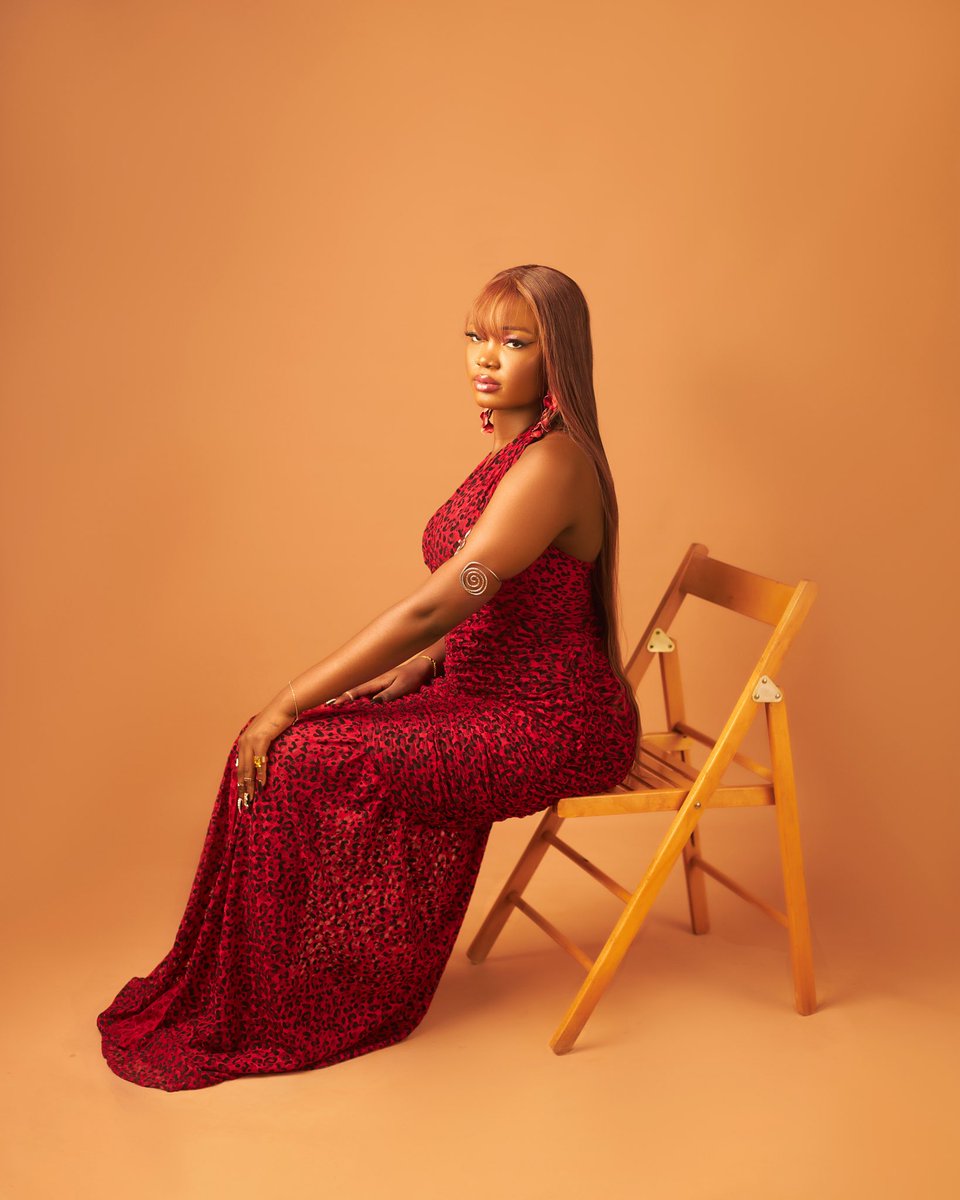 _resajames's tweet photo. Birthday potraits of Rebecca ✨

Photographer: @_resajames https://t.co/4JiZmKSPEv