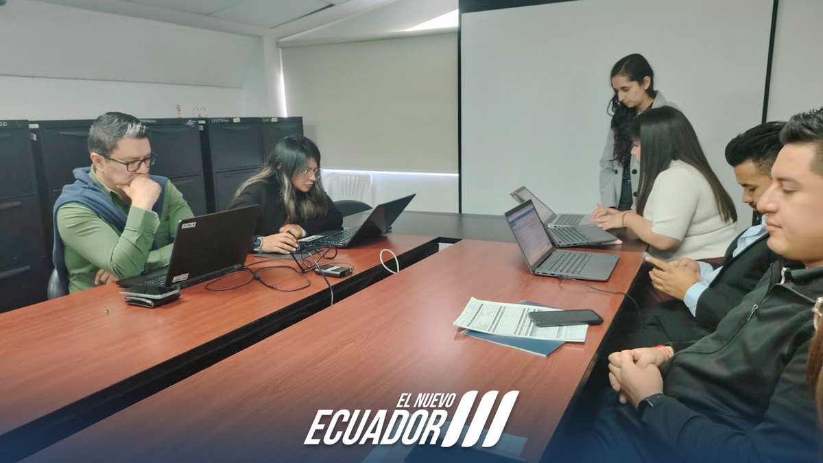 DinarpEc's tweet photo. #DinarpQuito | Equipo técnico de la #Dinarp, vigila el cumplimiento técnico de los documentos habilitantes para el acceso al SINARP por parte del @INEN_EC (...)
🧵 https://t.co/CSh0ZkFu8p