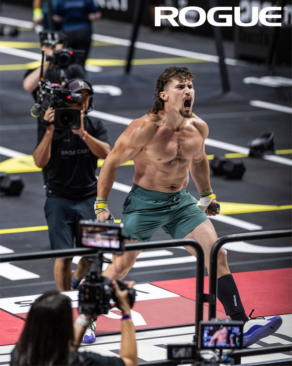 RogueFitness's tweet photo. They’re just getting started. 🔥

#ryourogue https://t.co/PPQ48E9Q3u