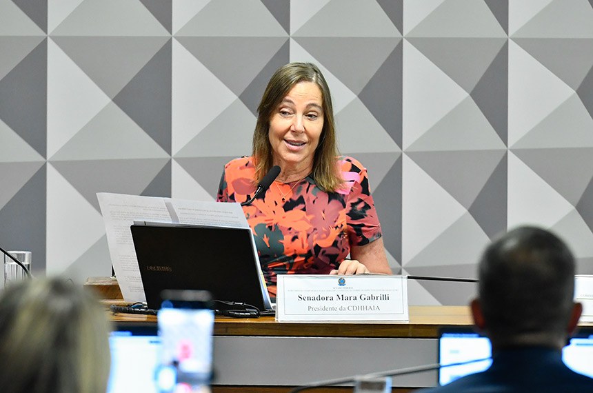 Saúde mental: CDH debate a prática de psicoterapia www12.senado.leg.br/noticias/mater…