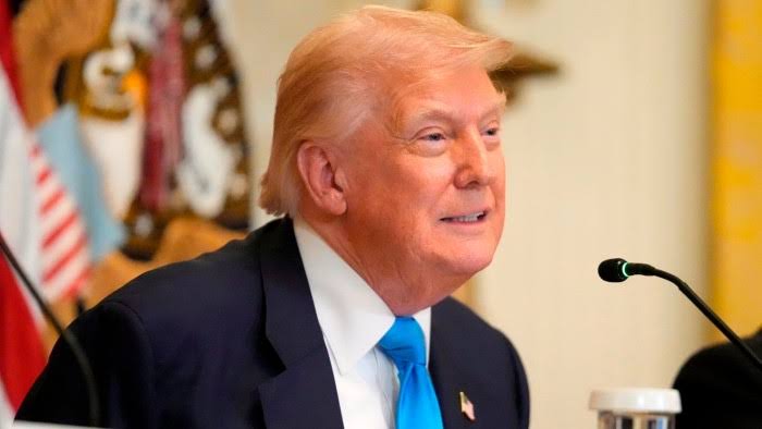 piku451's tweet image. क्या मोदी जी ट्रंप को लाल आंख दिखा पाएंगे 👉

#मोदी_झुकेगा_नहीं 
#ModiTrump