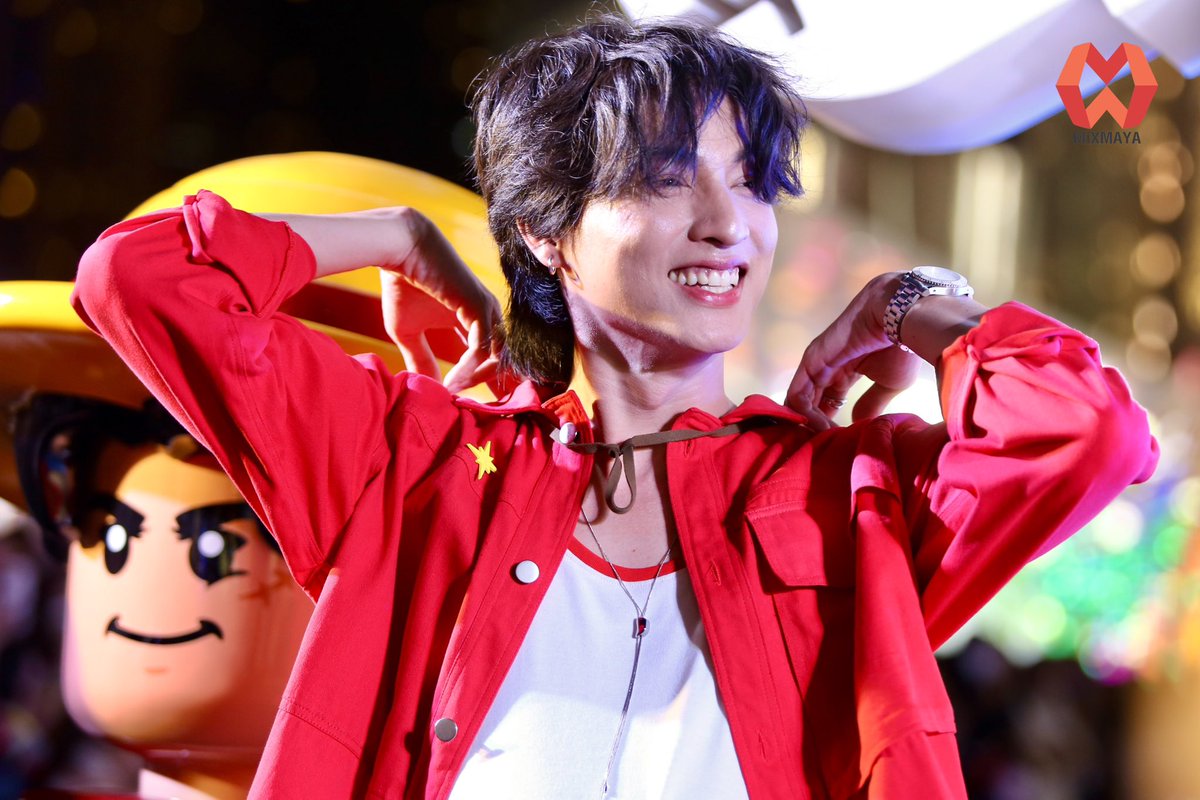 "กลัฟ-คณาวุฒิ" ระหว่างสัมภาษณ์กับสื่อมวลชนหลังจบพิธีเปิดงาน "Build the Grand Adventure with LEGO® ONE PIECE" ❤️

#LEGOOnePiece #LEGOTH
#LEGOOnePiecexGulf
#GulfKanawut #กลัฟคณาวุฒิ