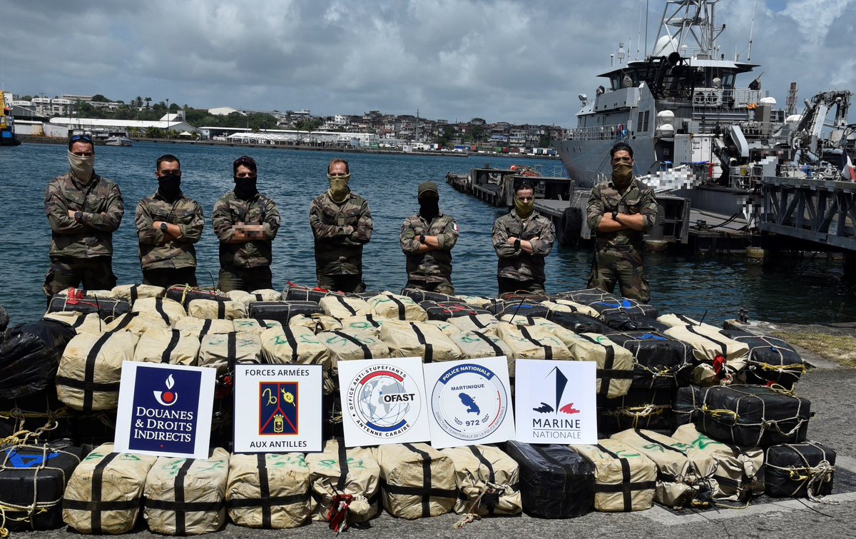 #NARCOPS 💥 Interception de 2 navires en haute-mer les 11 et 12/07 ⚓️
➡️ Saisie de près de 5 tonnes de produits stupéfiants 
➡️ Plus de 22 tonnes de produits stupéfiants saisis cette année par les FAA 👊
➡️ Contribution à la stabilité régionale et à la protection des populations