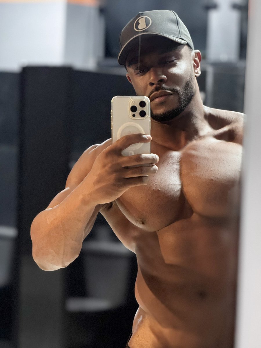 King Boyomo👑 tweet media